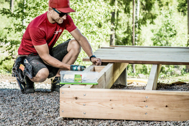 Wood screw WAF with large head, Corrseal